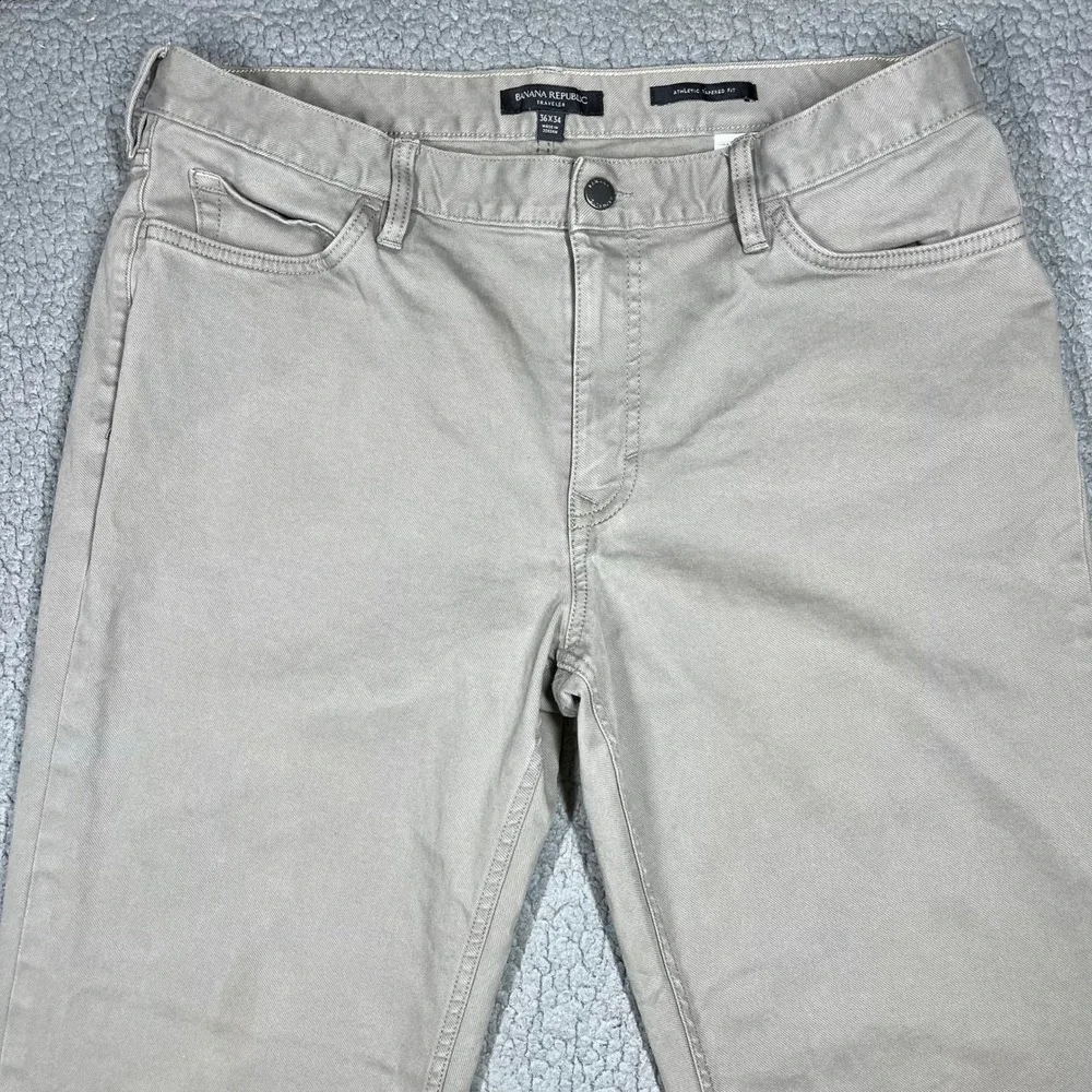 Banana Republic Traveler Pants Athletic Tapered Fit Khaki Tan 36x34 (36x32)